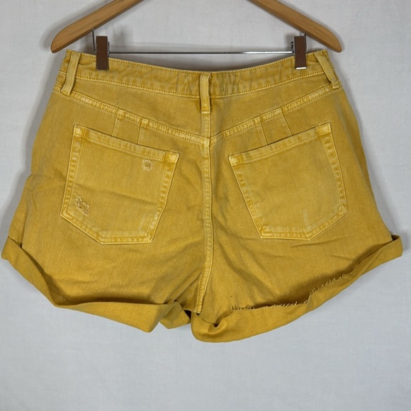 NWT! Free People CRVY Anytime Anywhere Denim Shorts in Sultana - Picture 8 of 8